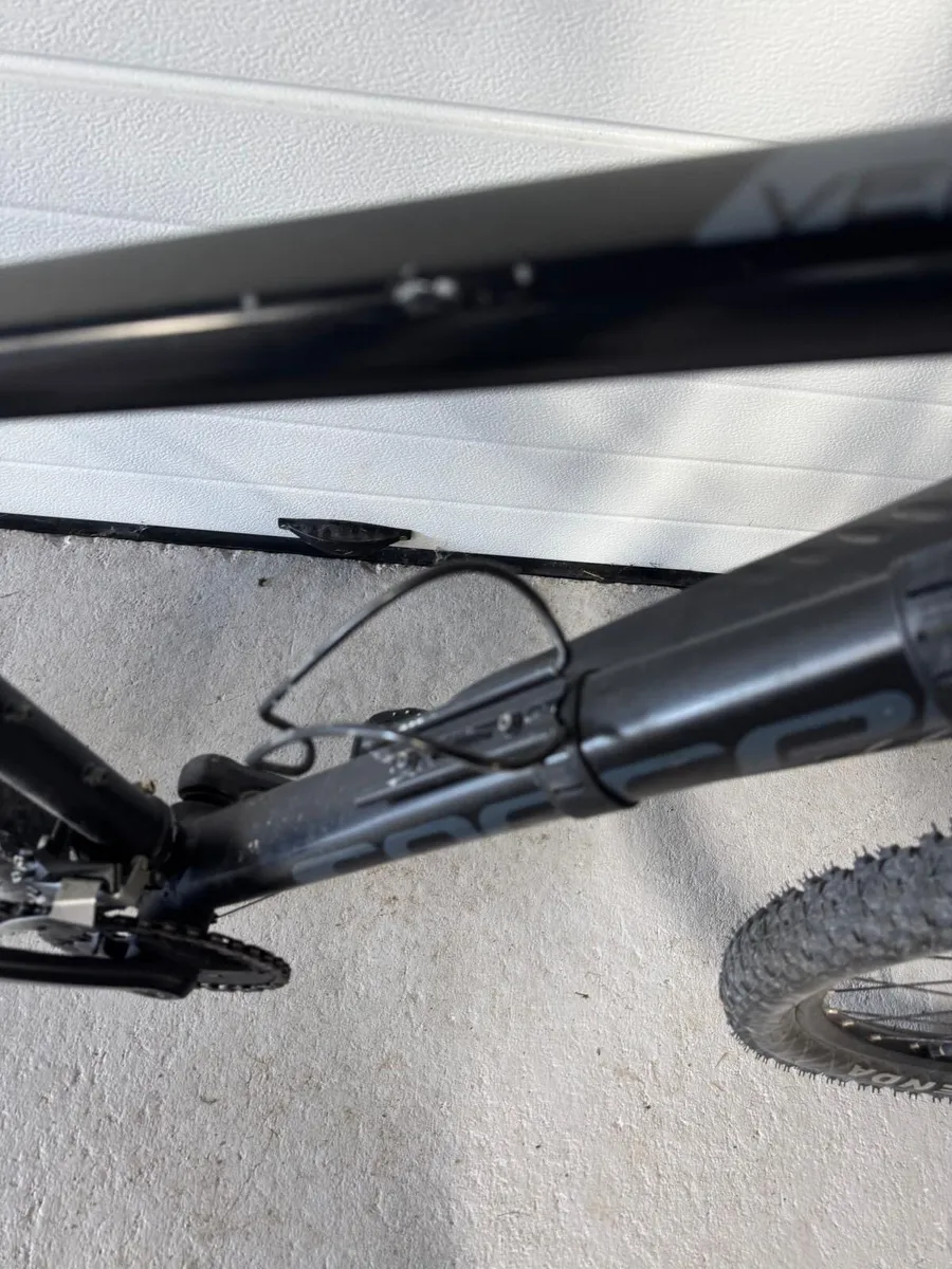 black Carrera  Mountain Bike - Image 4