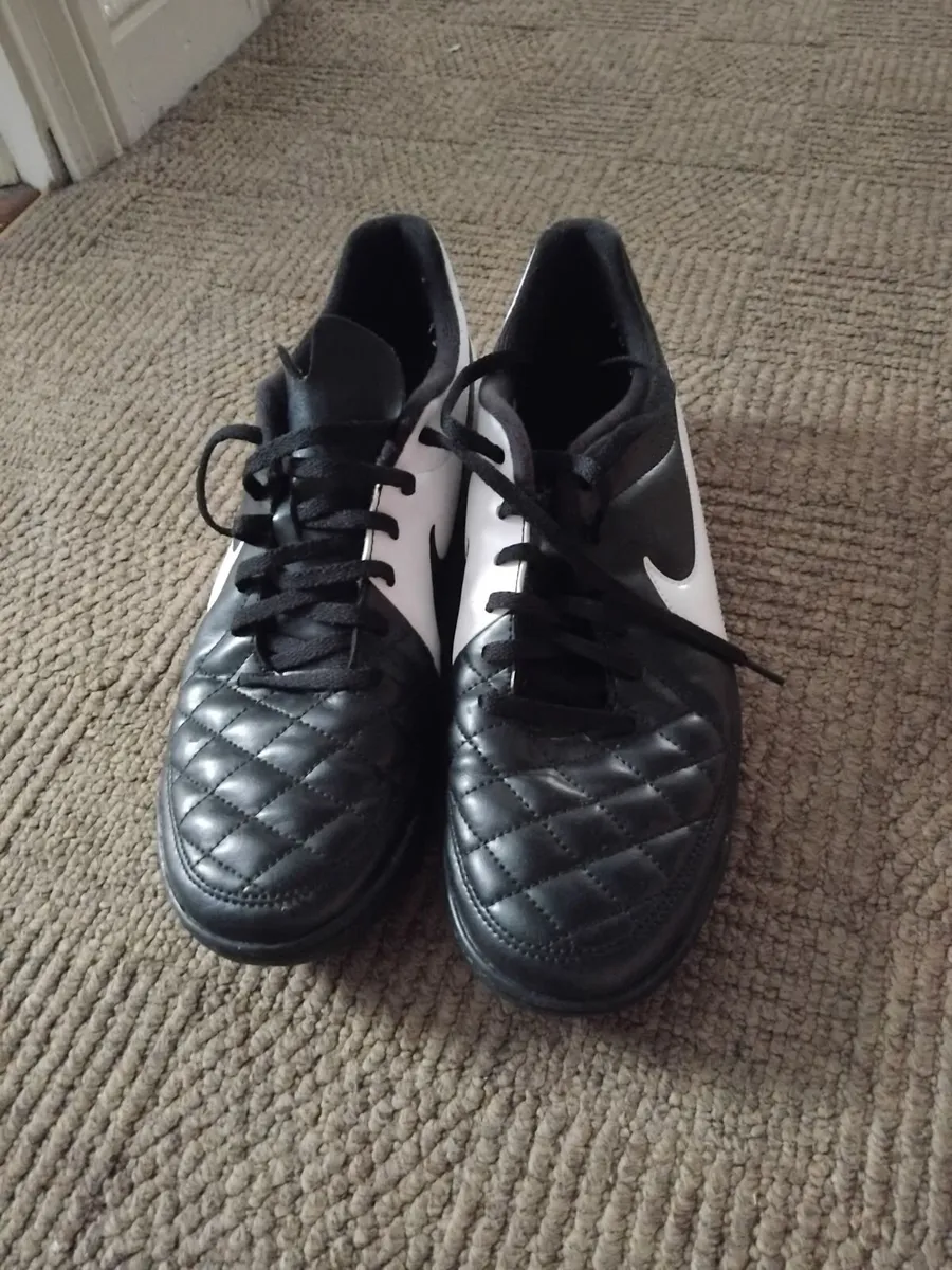 Soccer boots astro uk 8 Nike Tempo - Image 3
