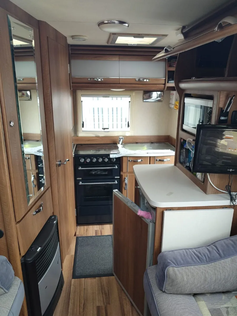 Motorhome - Image 3