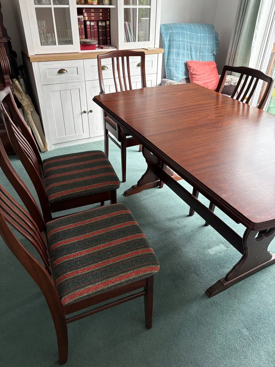 Dining room table & chairs - Image 3