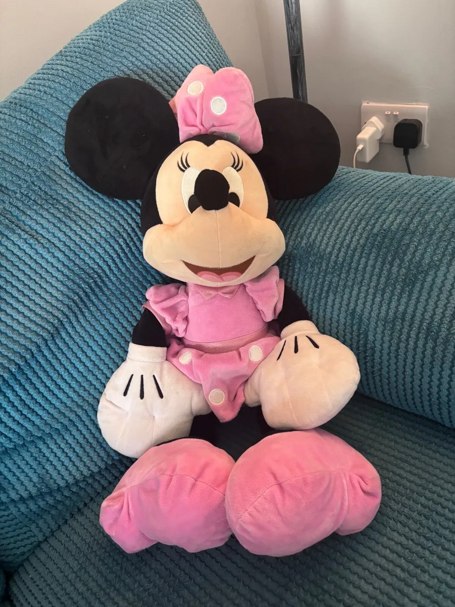 Minnie Mouse Plush Toy