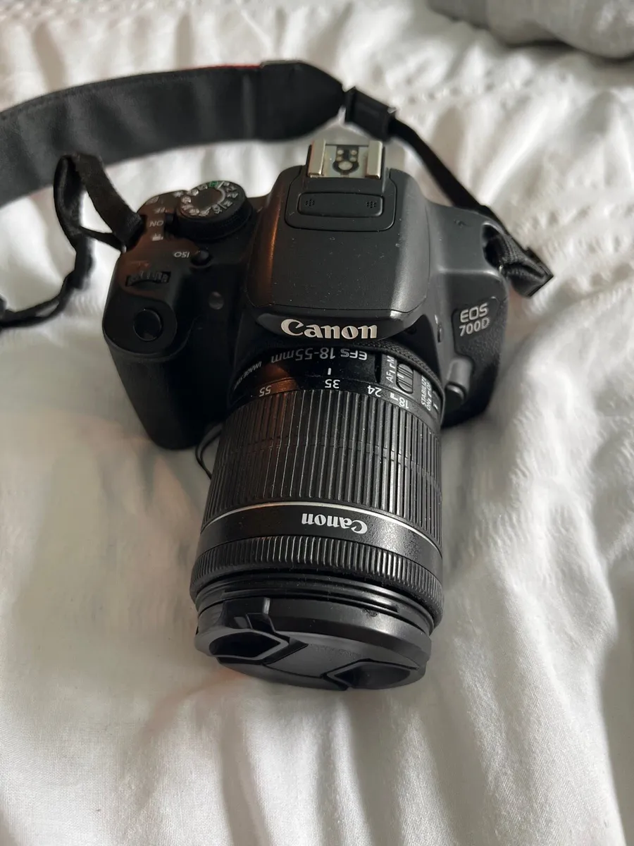 Canon 700D - Image 1