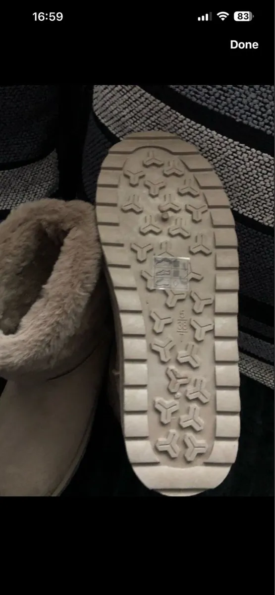 Ladies new boots uk 5 €10 - Image 3