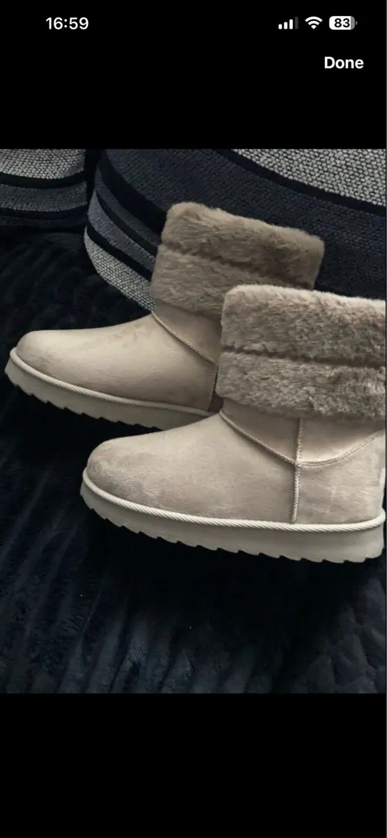 Ladies new boots uk 5 €10 - Image 4