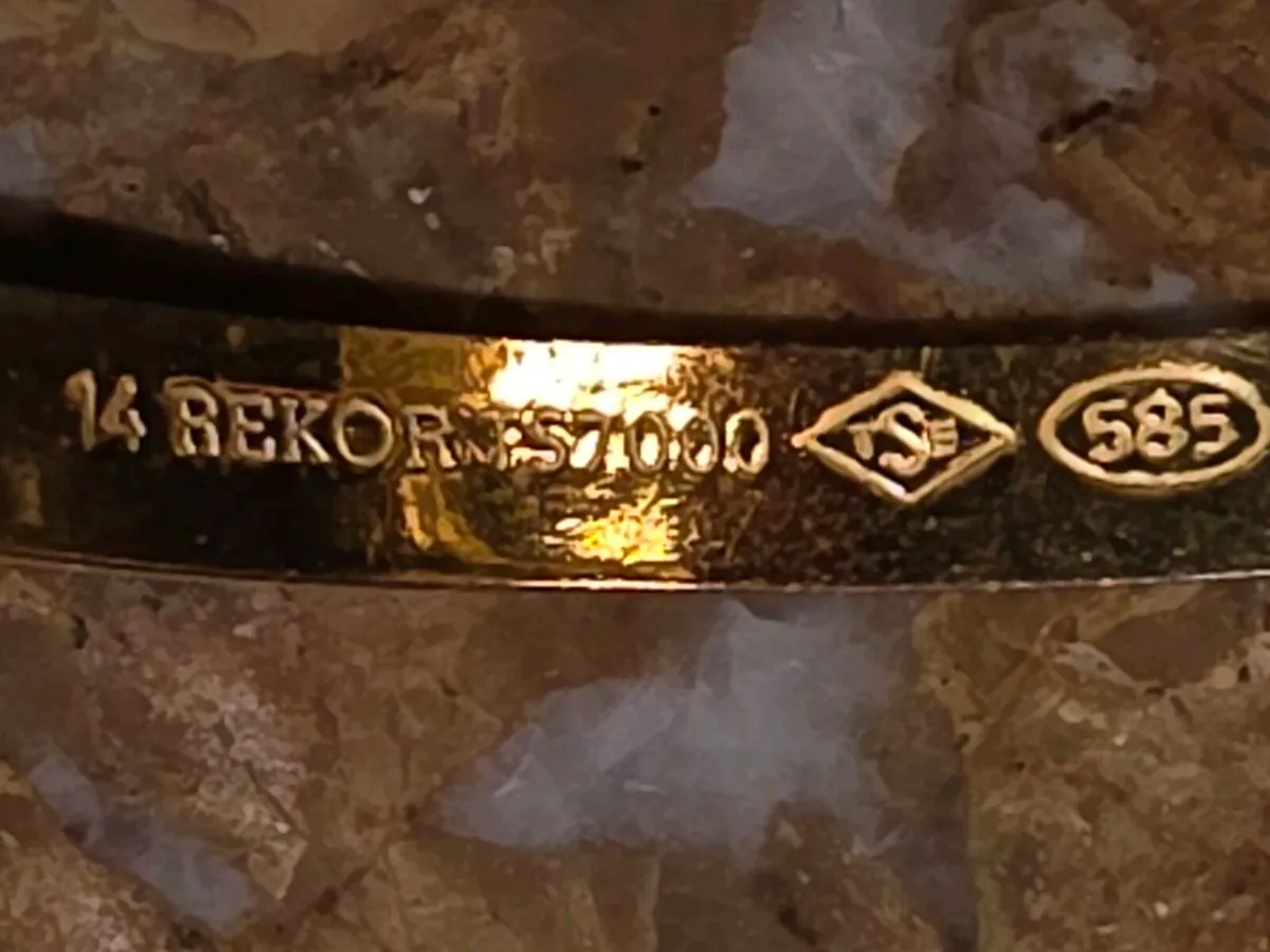 SPARKLING DIAMOND CUT, 14CT Gold 9"Wide Bangle ! - Image 3