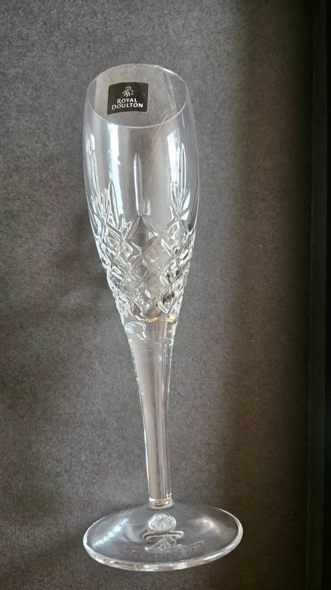 6 Royal Doulton Champagne Glasses - Image 3