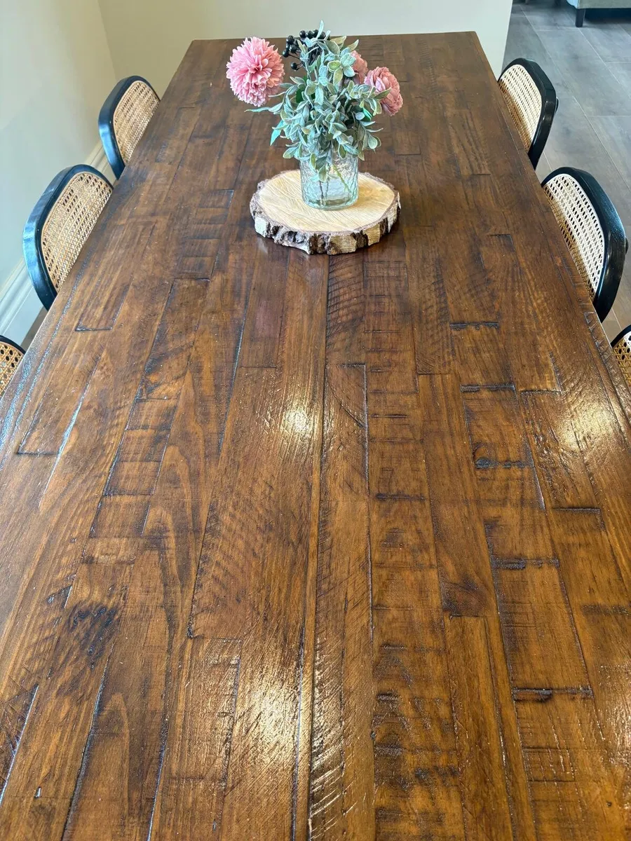 Dining table & Chairs - Image 1