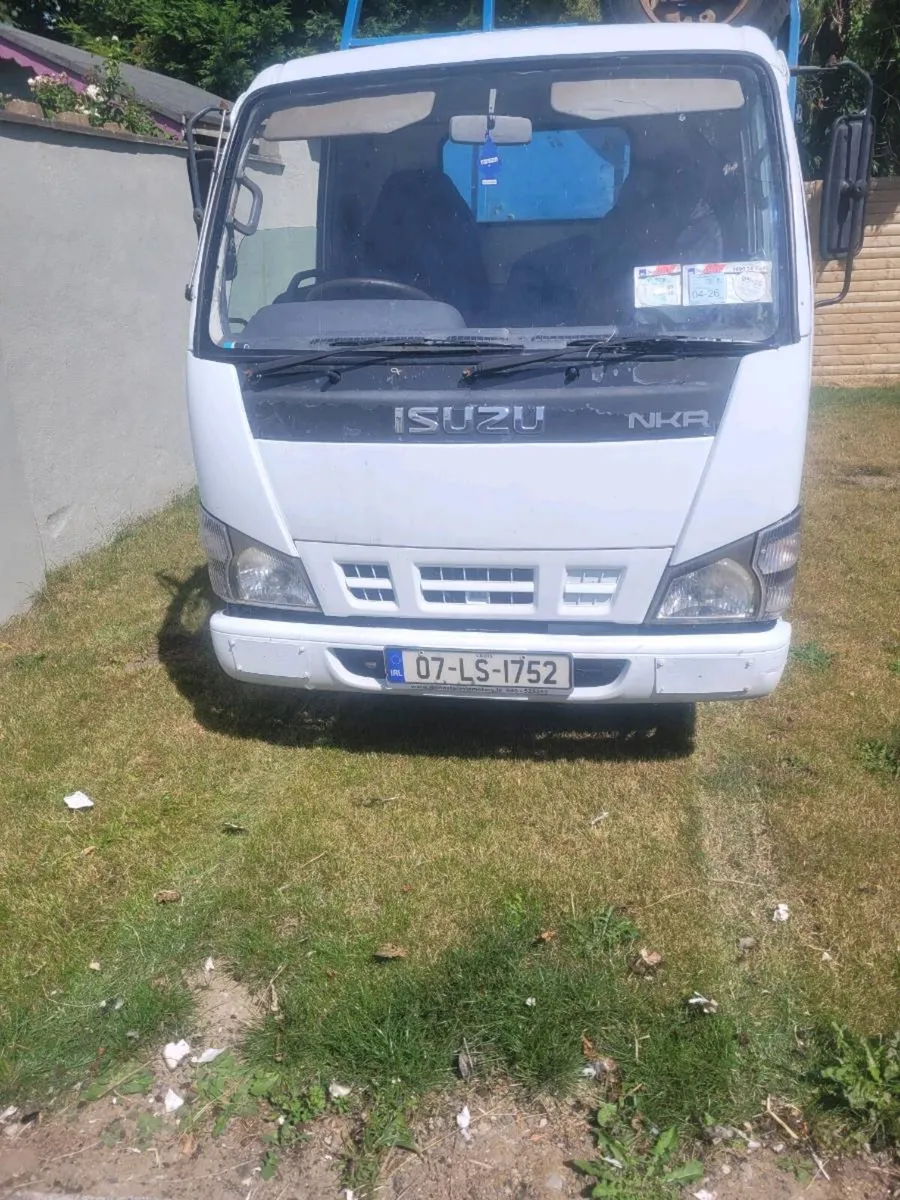 Isuzu - Image 2