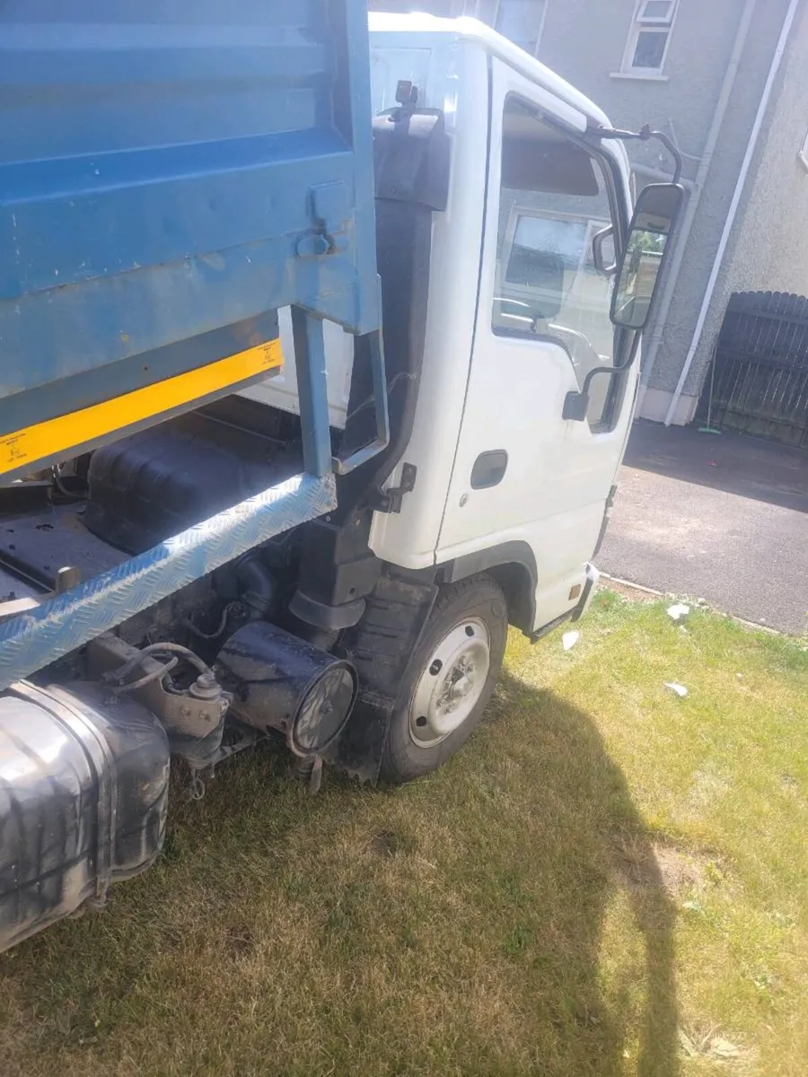 Isuzu - Image 4