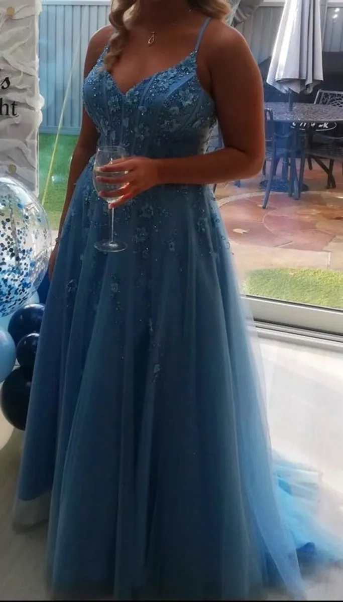 Debs dress - Image 2