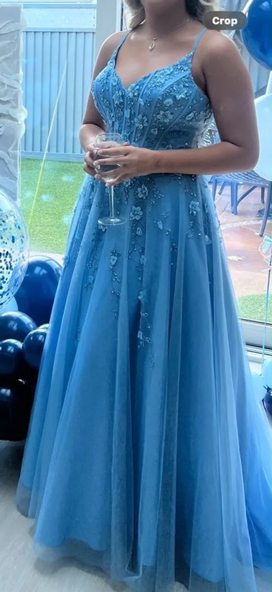 Debs dress - Image 3