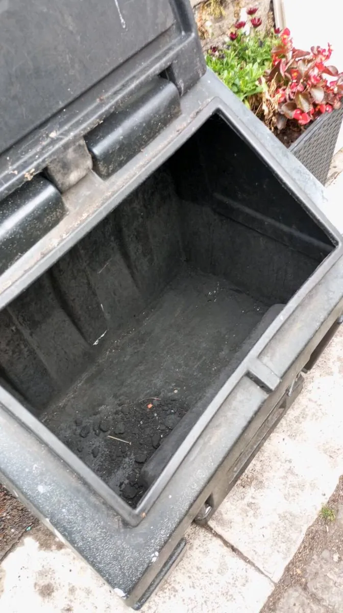 3 Bag Coal Bunker - Image 2