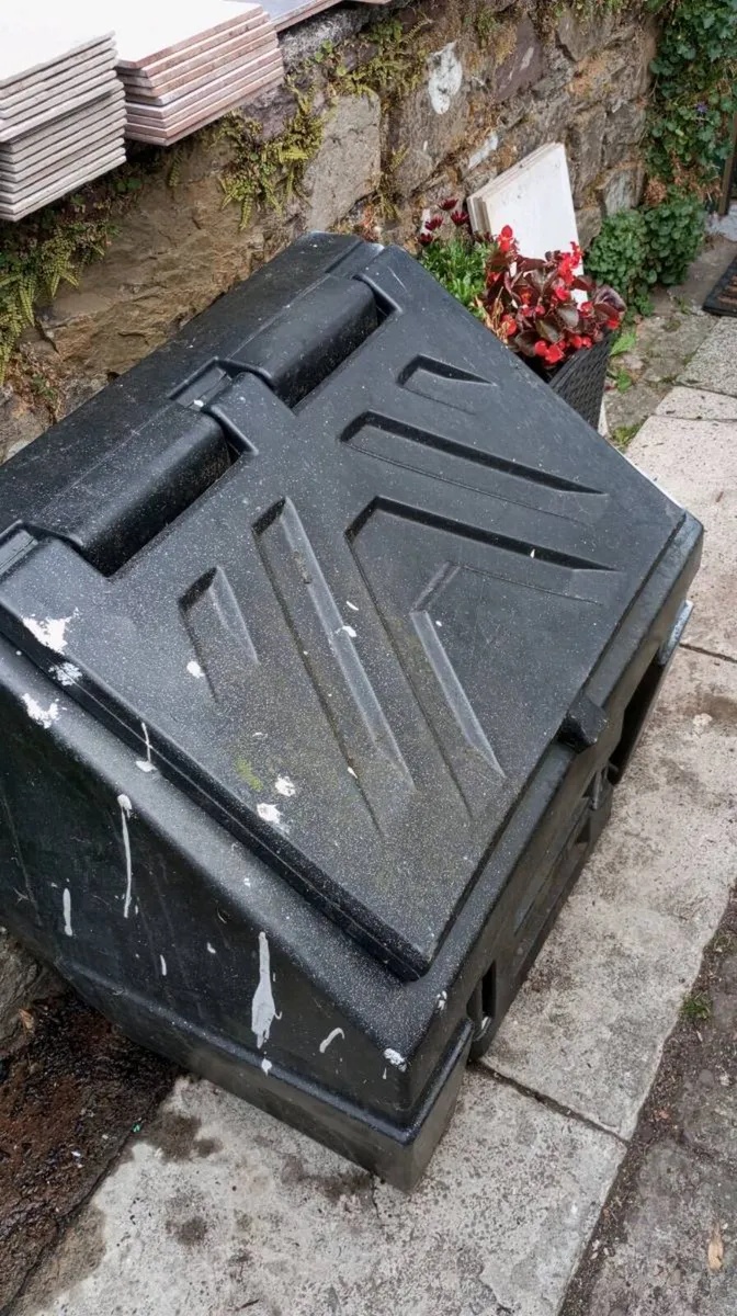 3 Bag Coal Bunker - Image 1