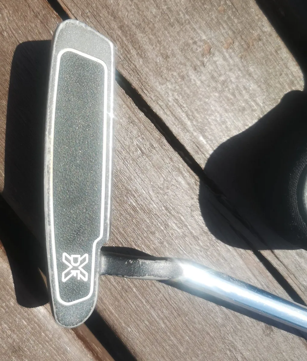Odyssey DFX 3300. 35 inch putter. - Image 1