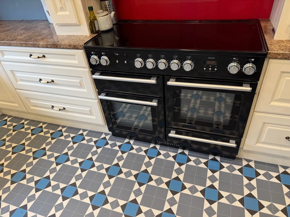 Kitchen and appliances - Image 3