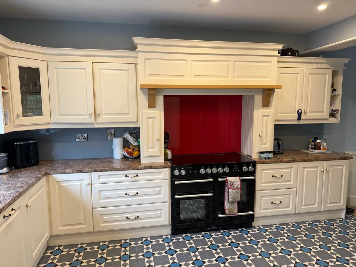 Kitchen and appliances - Image 4