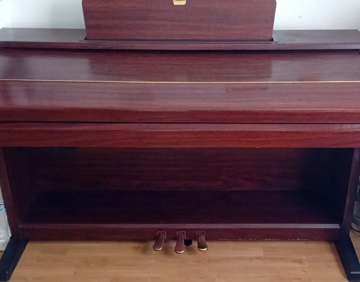 Yamaha Digital Piano - Image 1