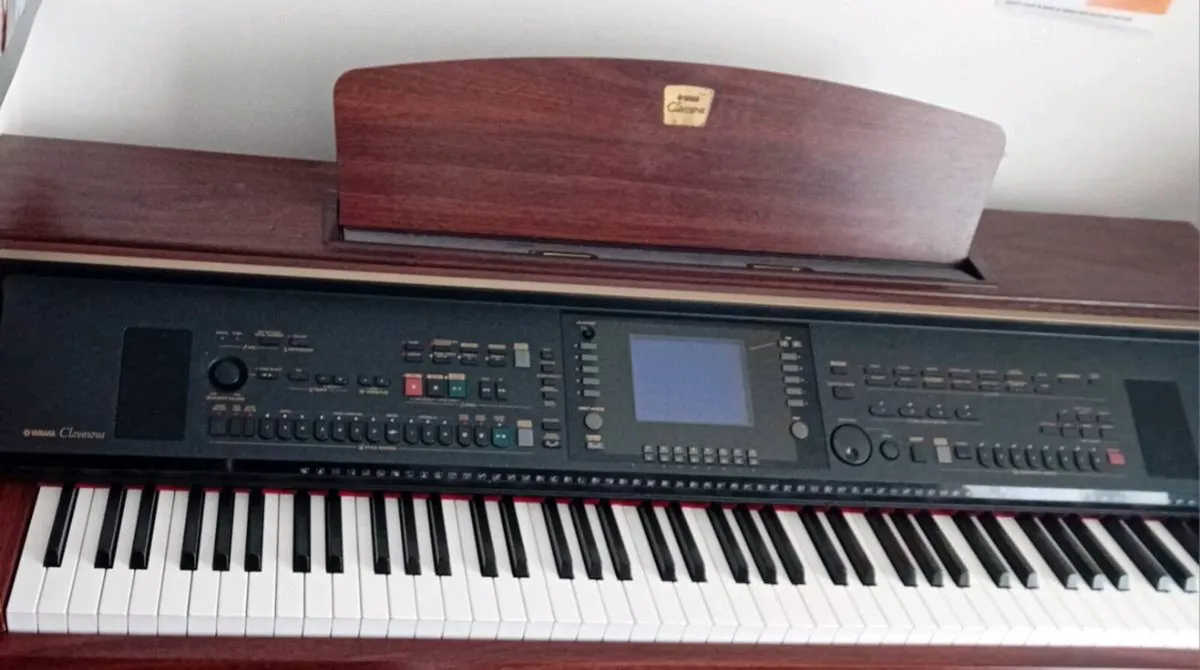 Yamaha Digital Piano - Image 4
