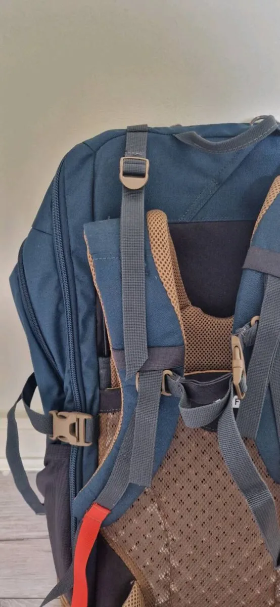 Quechua 70 litre hiking backpack - Image 2