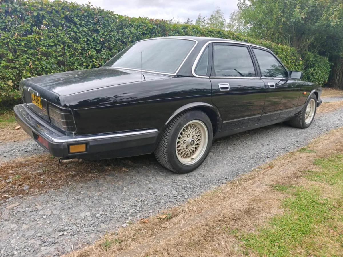 Jaguar xj6 - Image 1