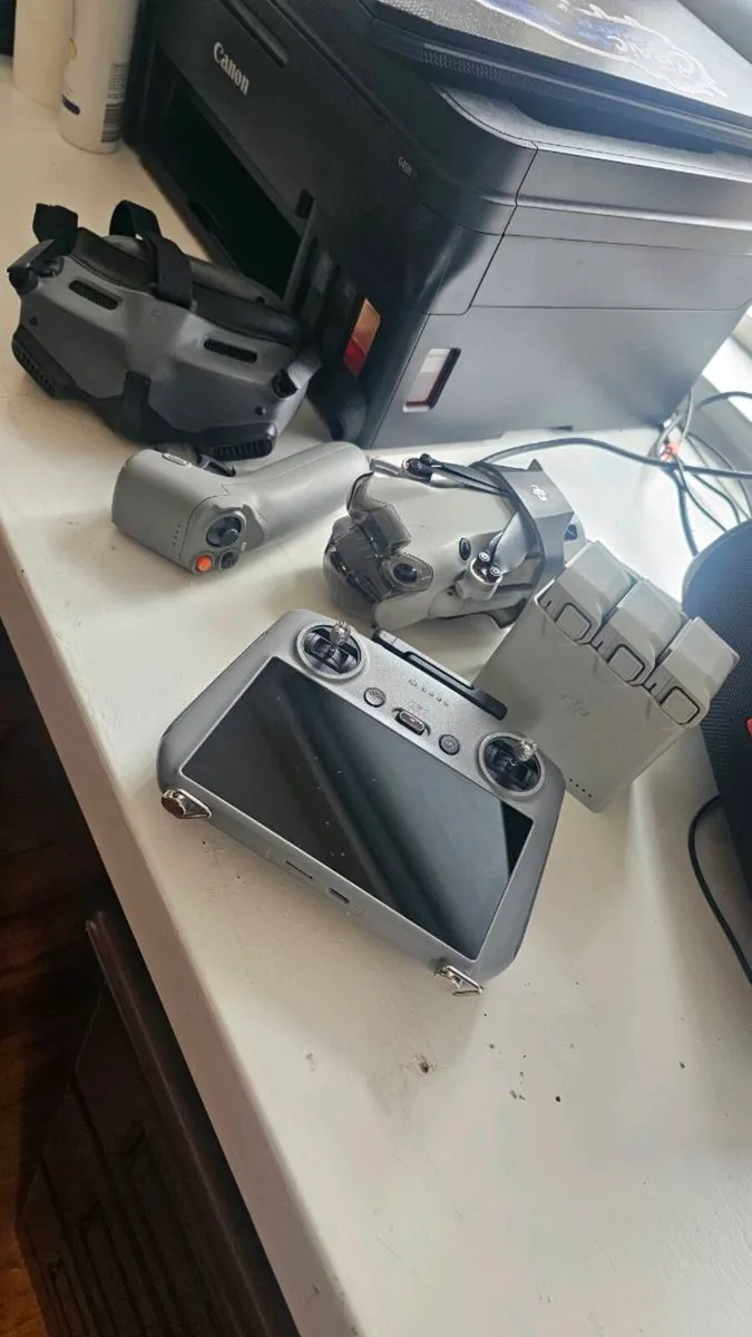 Dji mini 4 pro drone fly more combo with goggles - Image 2
