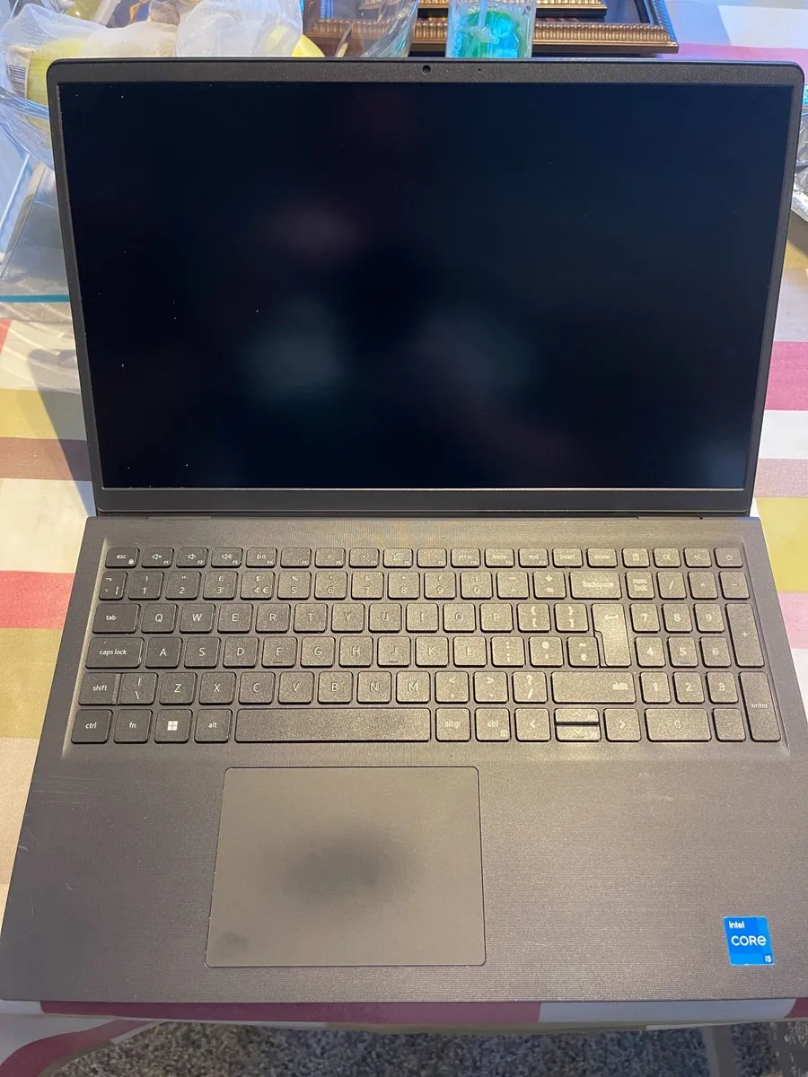 Dell Vostro 3520 - i5(12th)-16GB-2xSSD - Image 1