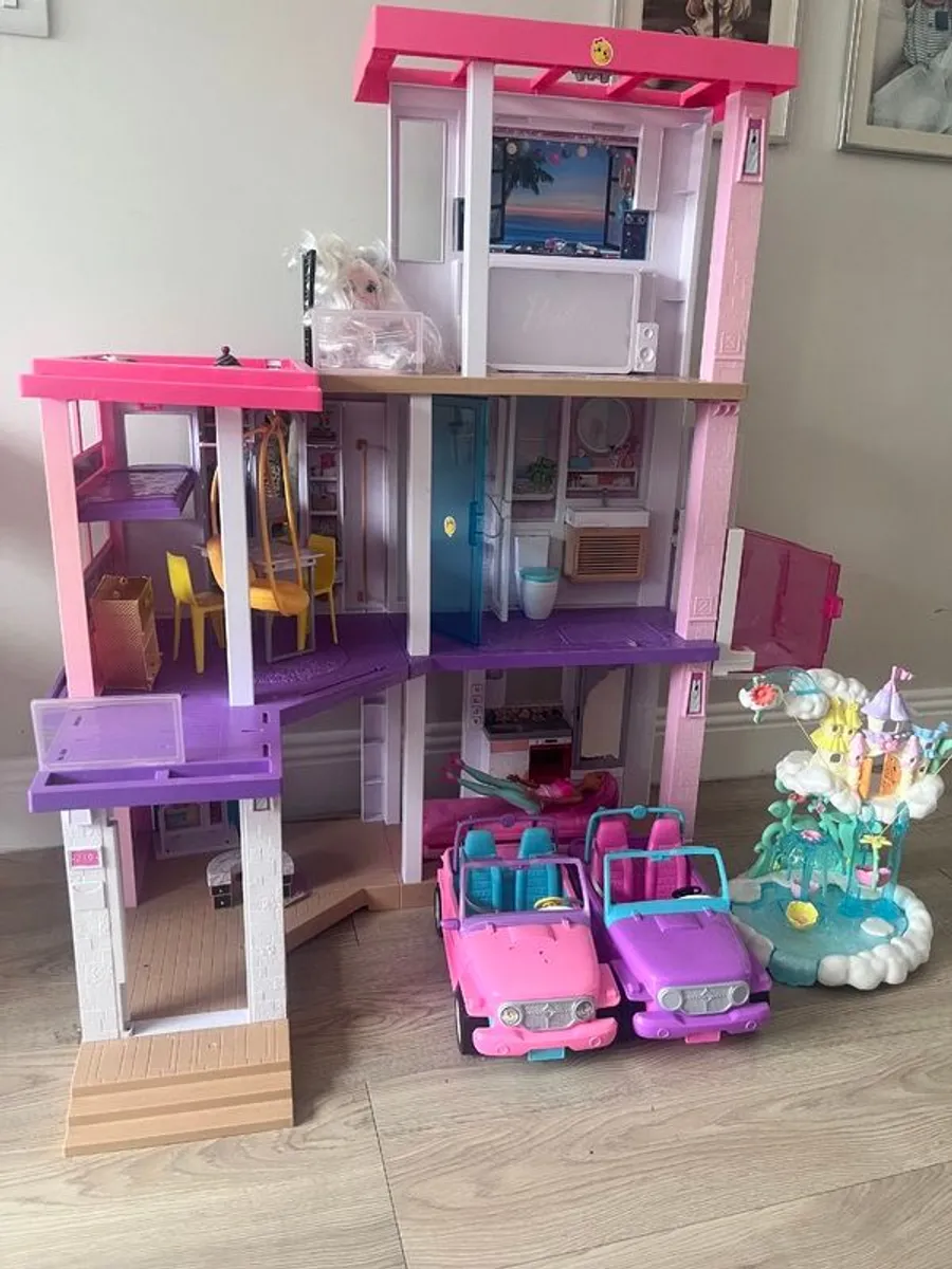 Barbie Dream House - Image 1