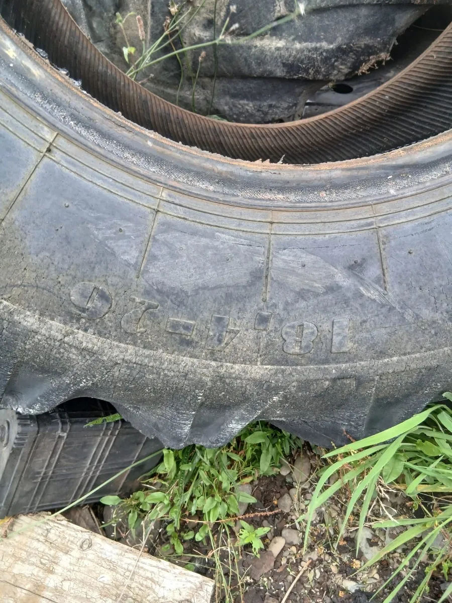Tractor parts - Image 2