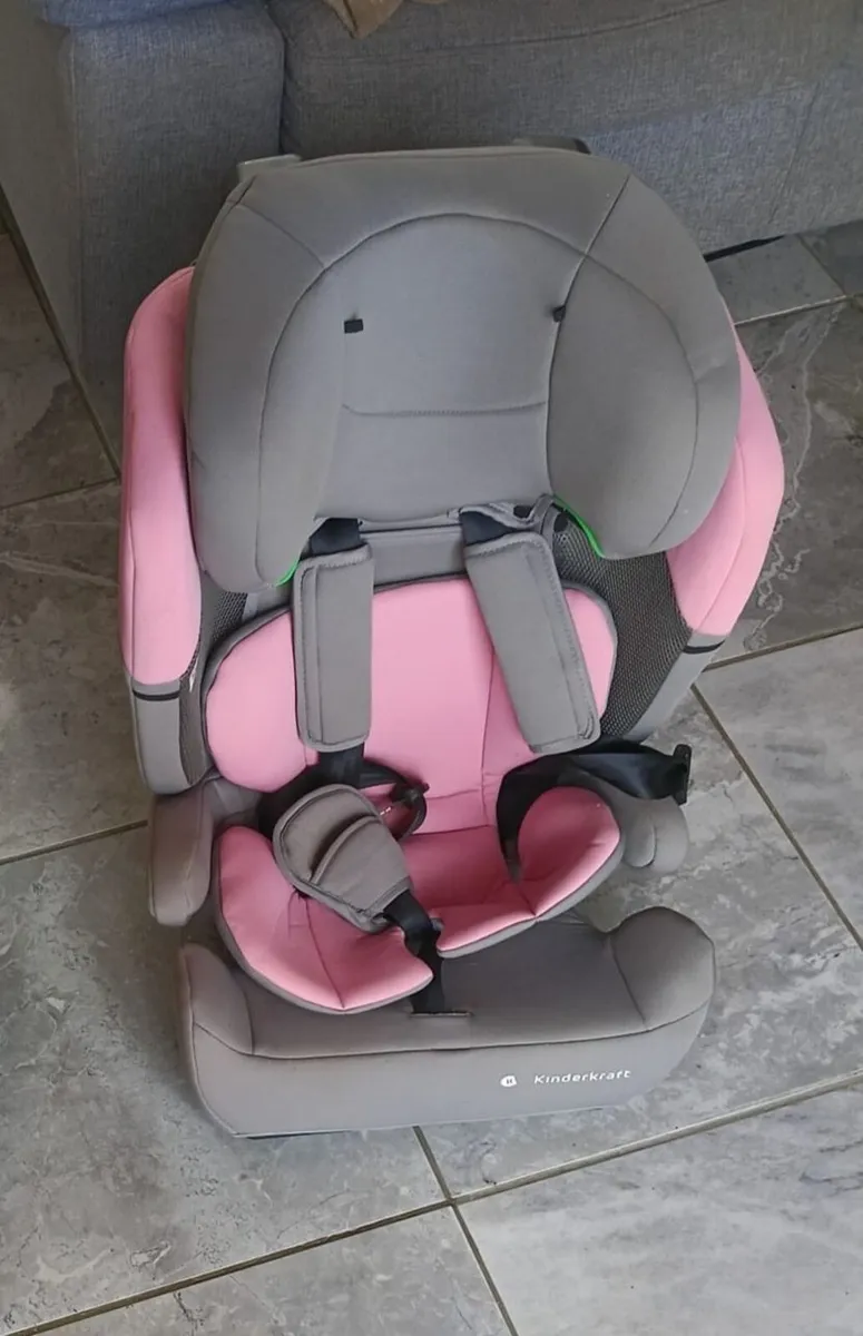 Pink Car Seat - Image 4