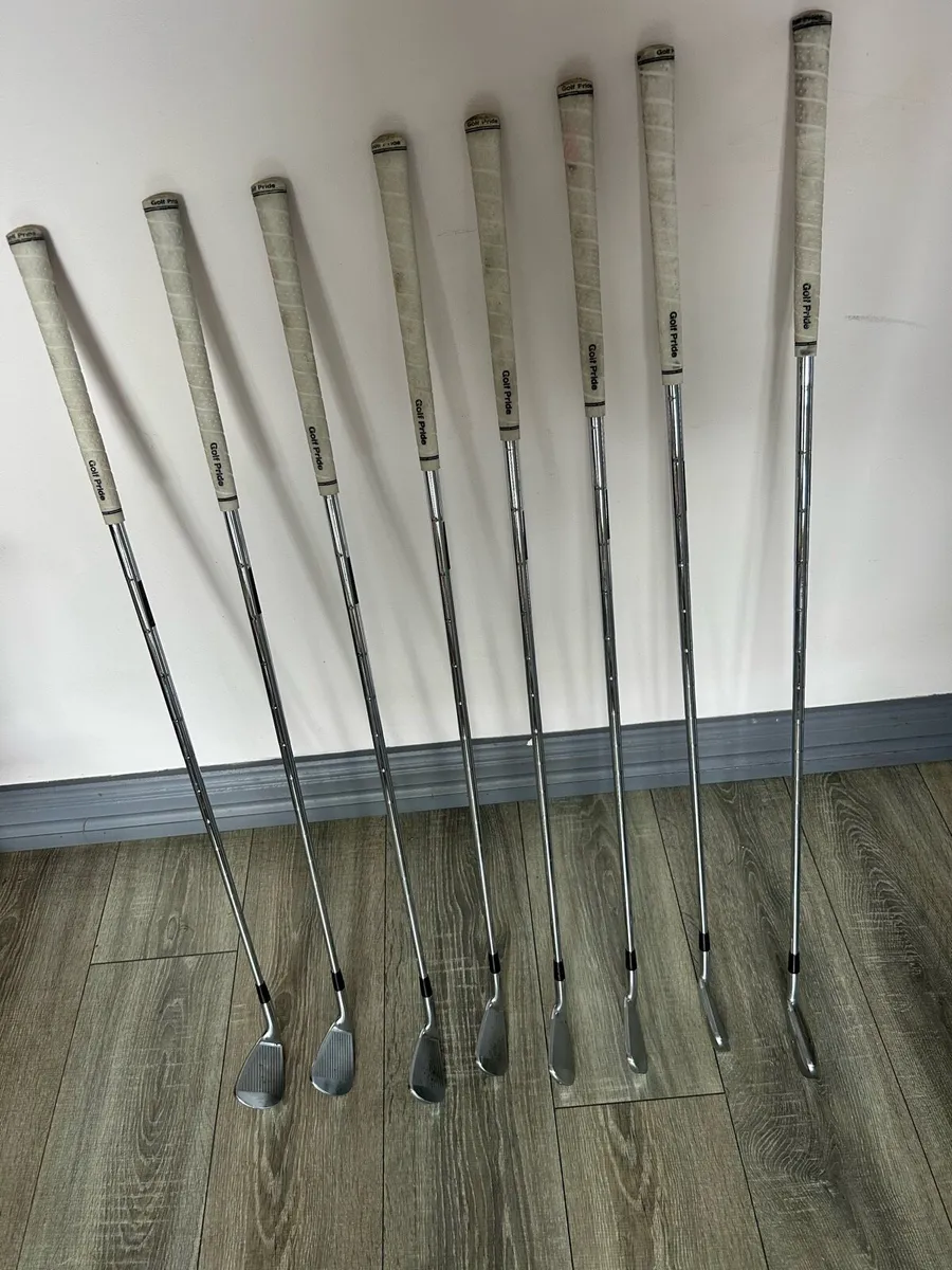 Mizuno MP25 GF Forged Irons 3-PW - Image 1
