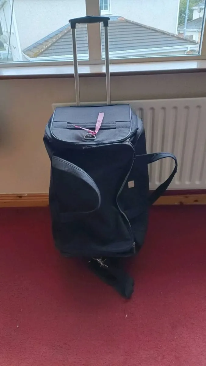 Holiday luggage bag - Image 1