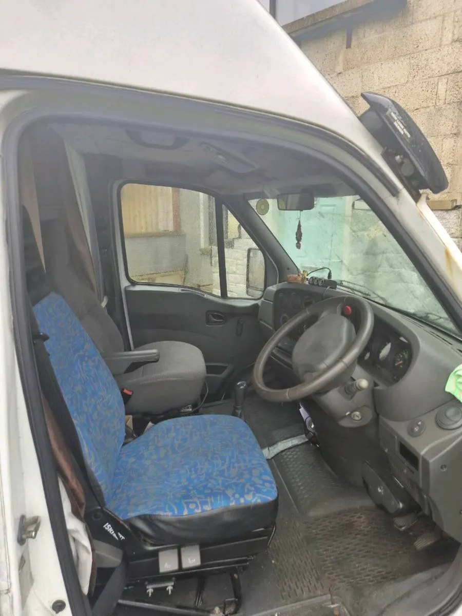iveco daily campervan - Image 4
