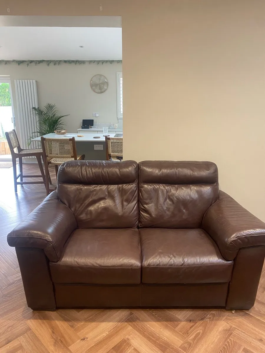 Brown Leather Sofa Suite - Image 1