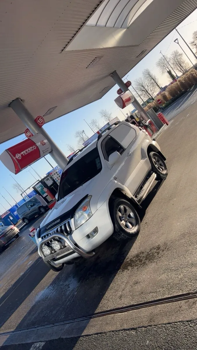 Landcruiser - Image 2