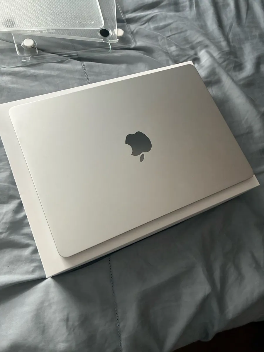 MacBook Air M2 512GB - Image 3