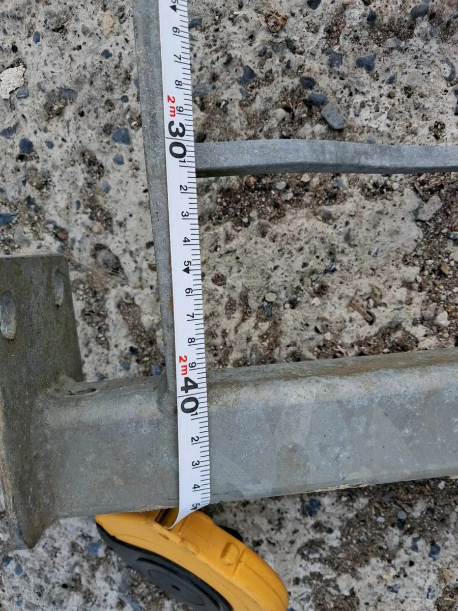 GALVANISED FENCE - Image 2