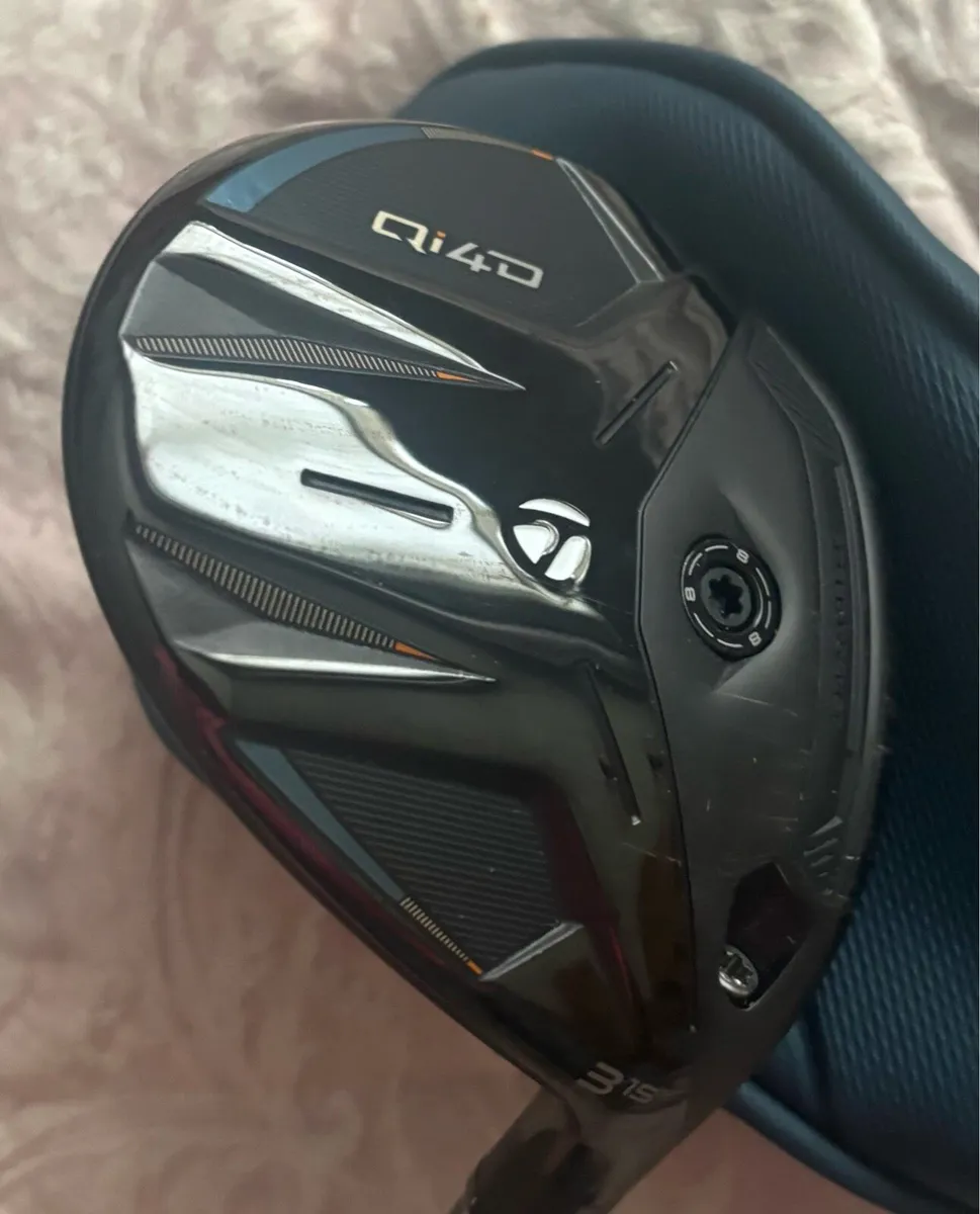 As New TaylorMade Qi4D 3wood - Image 1