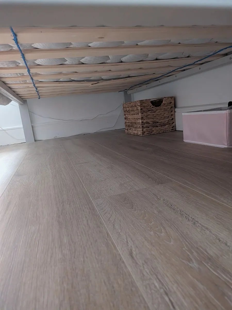 Bed frame & mattress - Image 2