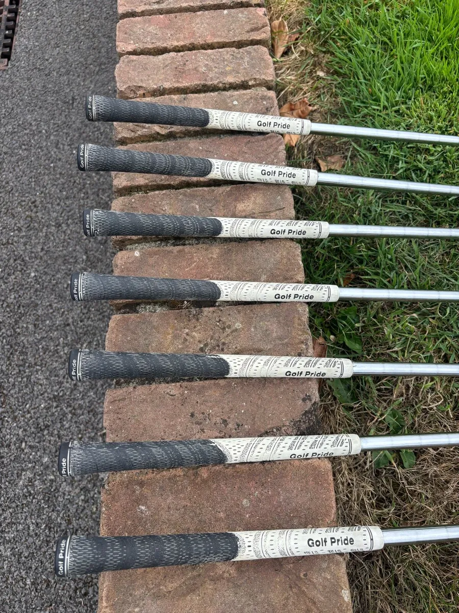 Taylormade P790 Irons - Image 3