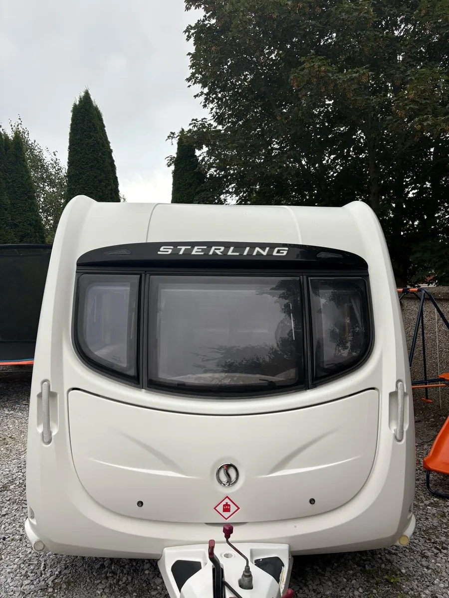 ⭐️Sterling Eccles Fixed Bed - Immaculate Condition - Image 3