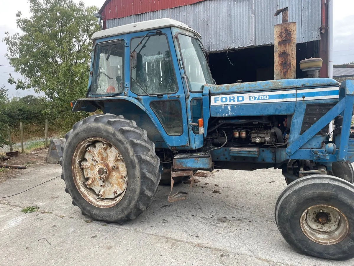 Ford 8700 - Image 3