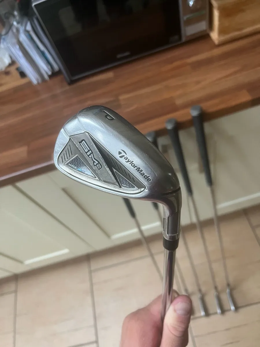Sim2 max Golf irons PW-5i - Image 4