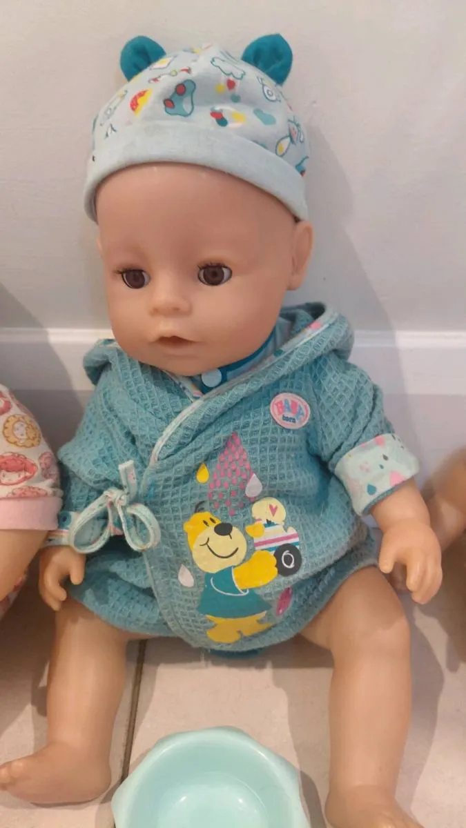 Dolls, buggies and accessories - Image 2