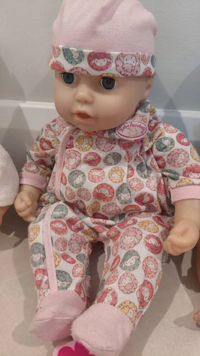 Dolls, buggies and accessories - Image 3