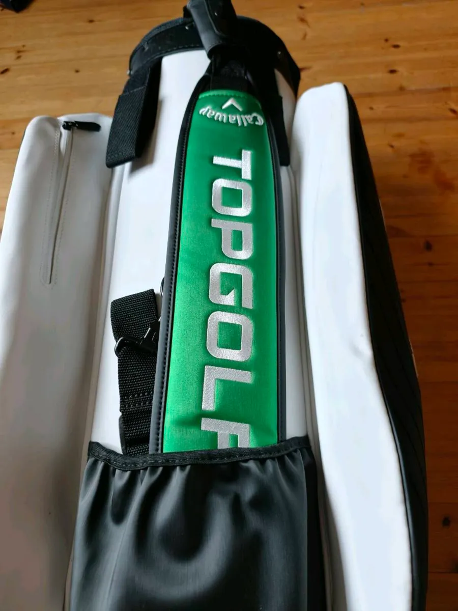 Callaway Elyte Staff Trolley Bag - Image 4