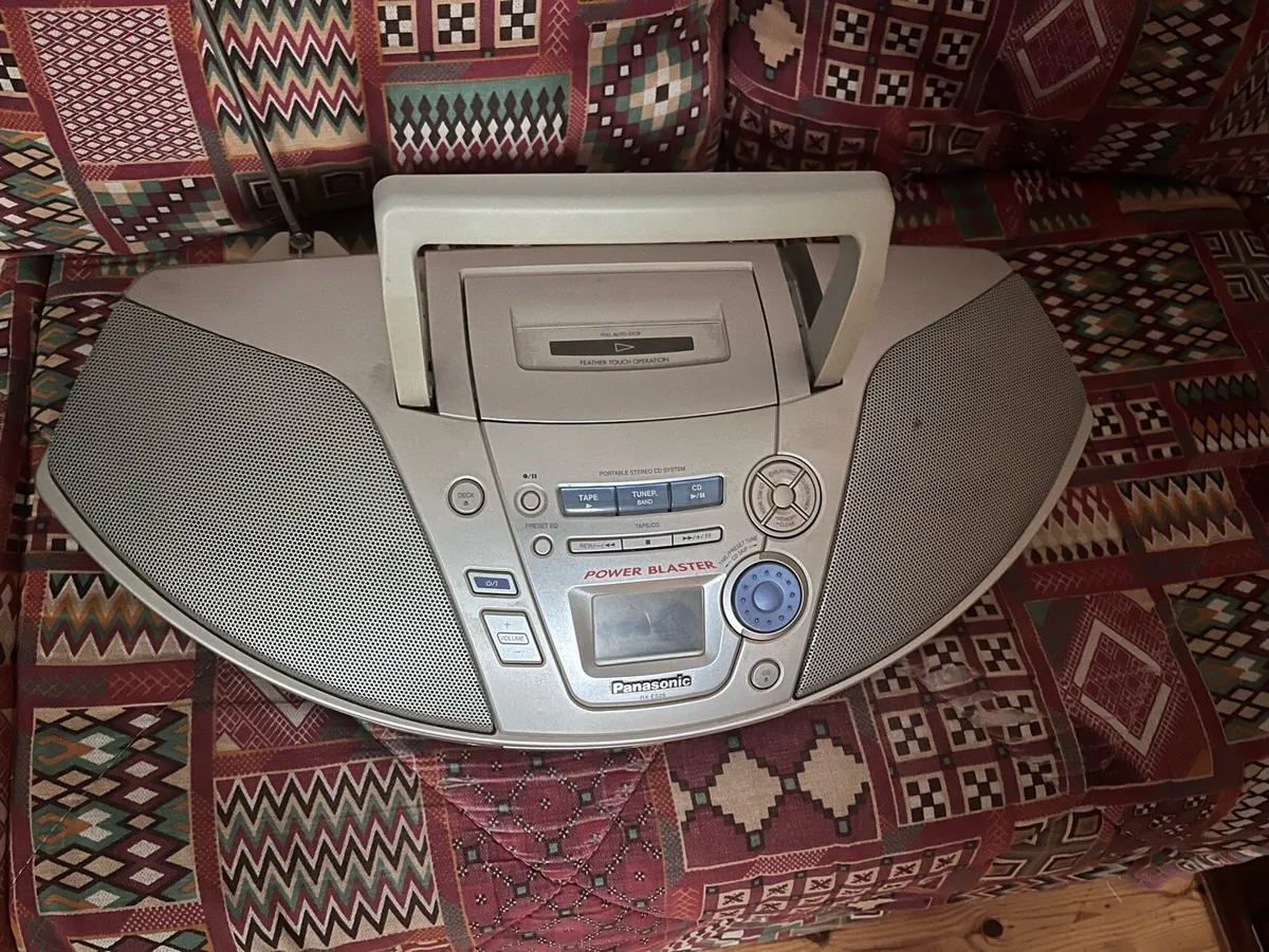 Panasonic Portable Radio with CD/Cassette Player - Image 1