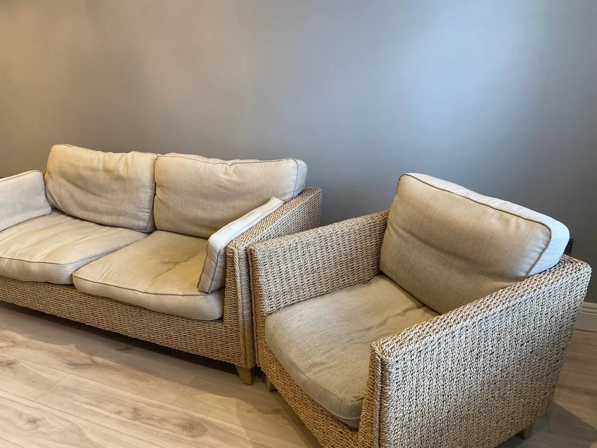 Marks and Spencer  wickerCounch and seat set with - Image 1