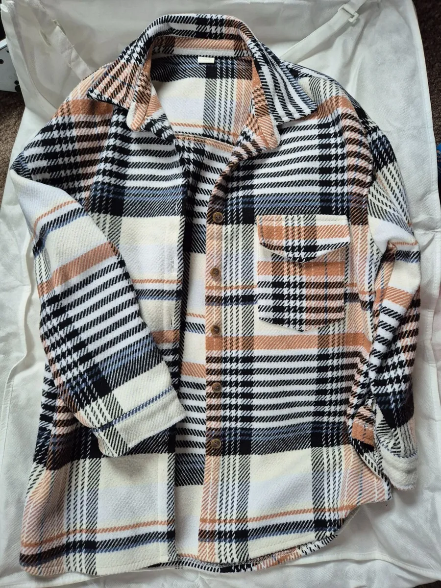 Women's checked shacket - Image 1
