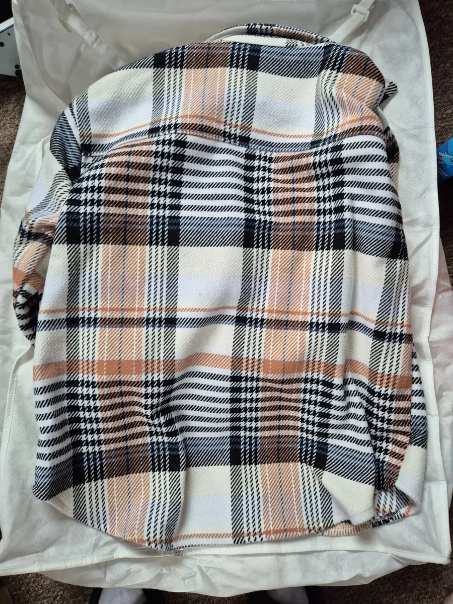 Women's checked shacket - Image 2