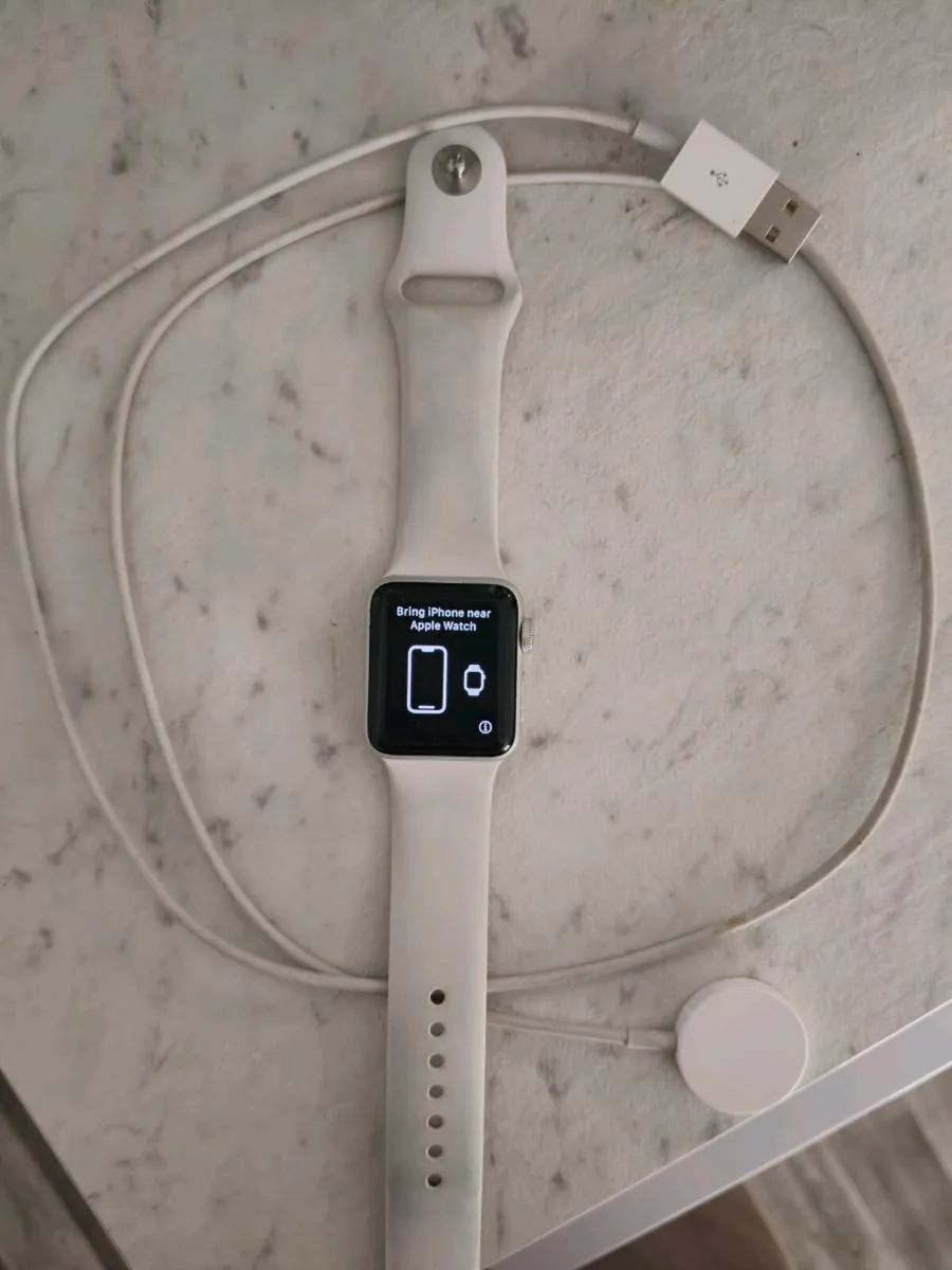 Apple watch series 3 (gps) - Image 1